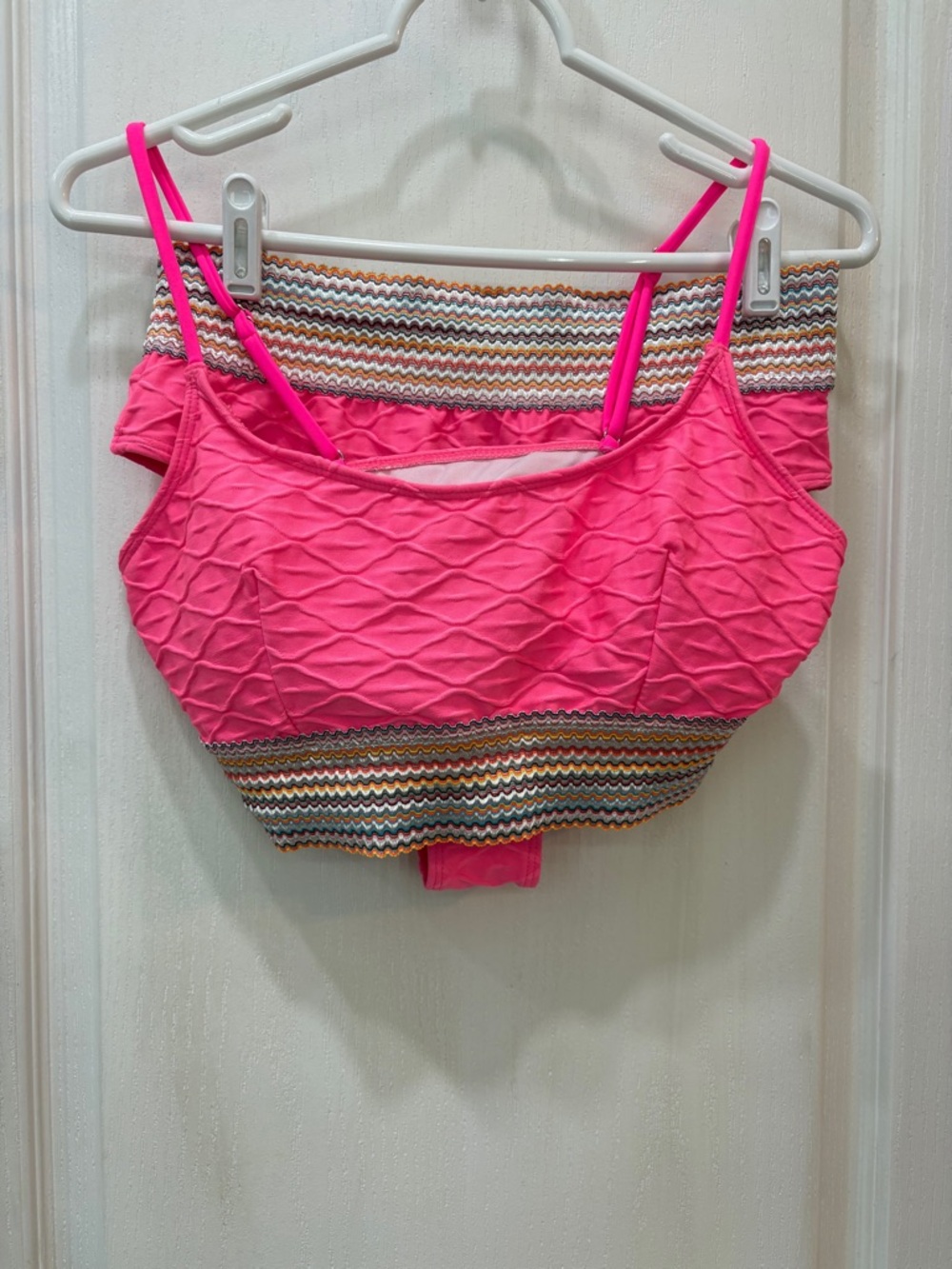 Pink Seam-Textured Bralette bikini set with Multicolor Chevron Band